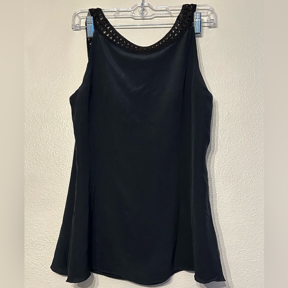 ANN TAYLOR SILK WOMEN'S SCOOP NECK TANK TOP CROCHET STRAP BLACK SIZE 8 - Picture 4 of 6